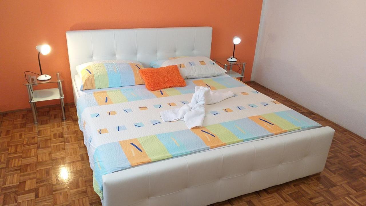 Jan 1 Apartment Пула Екстериор снимка