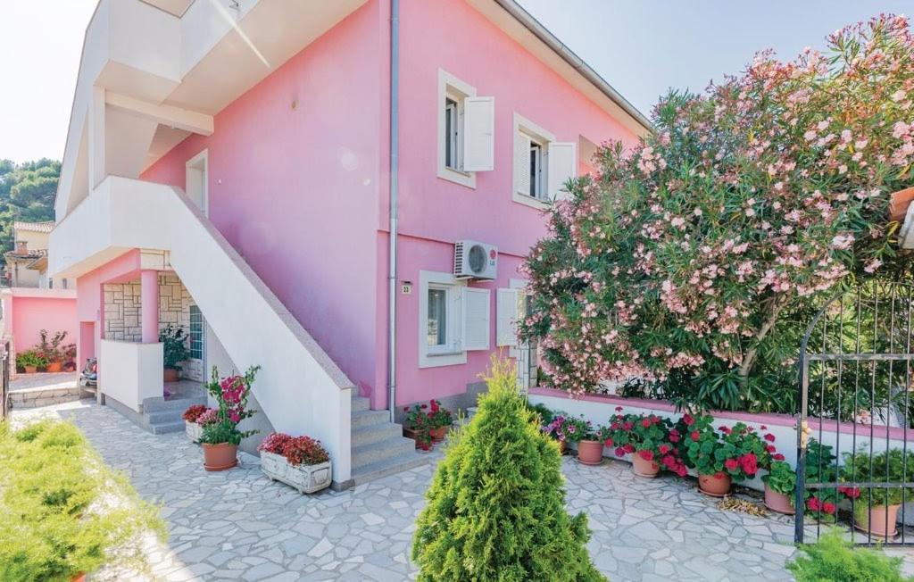 Jan 1 Apartment Пула Екстериор снимка