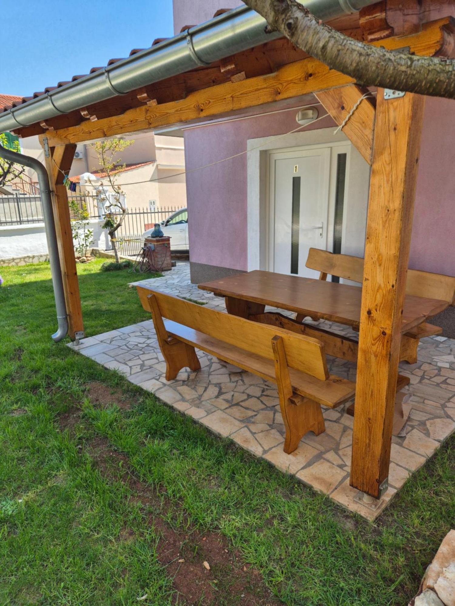 Jan 1 Apartment Пула Екстериор снимка